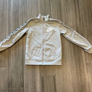 Nike jacket (4T)